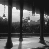 sous les Colonnes  